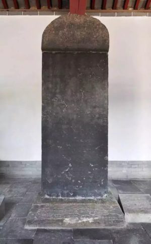 礼器碑の原碑